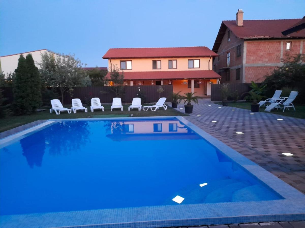 Bed and Breakfast Casa Sannicolau à Sînnicolau Mare Extérieur photo